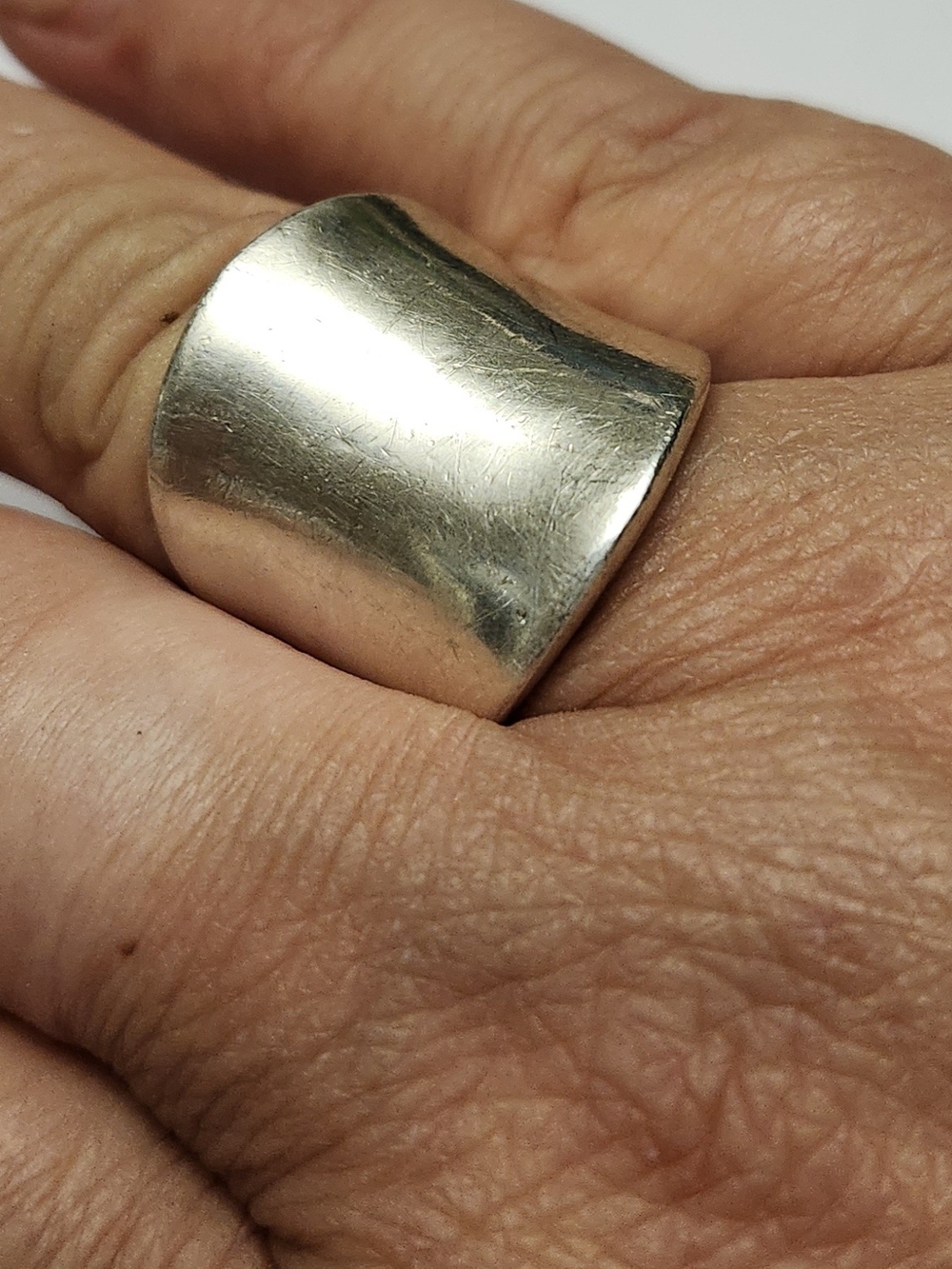 Vintage Wide Highest Quality Silver 999 Pure Concave Dome Band Ring Size 7.5